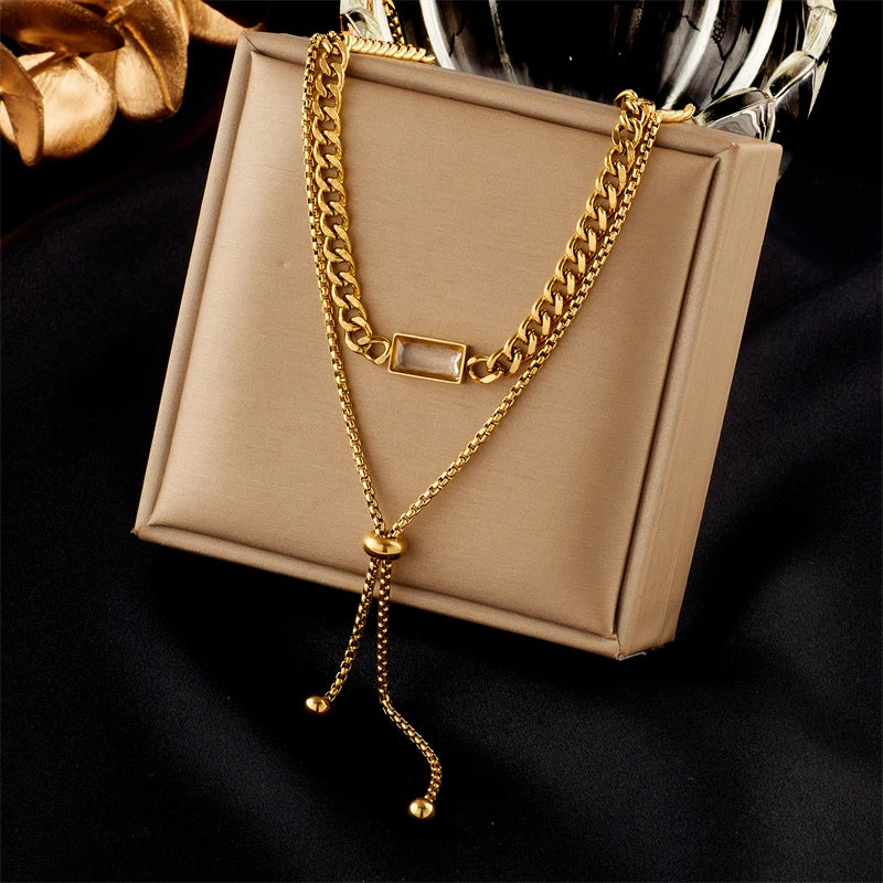 Velora necklace