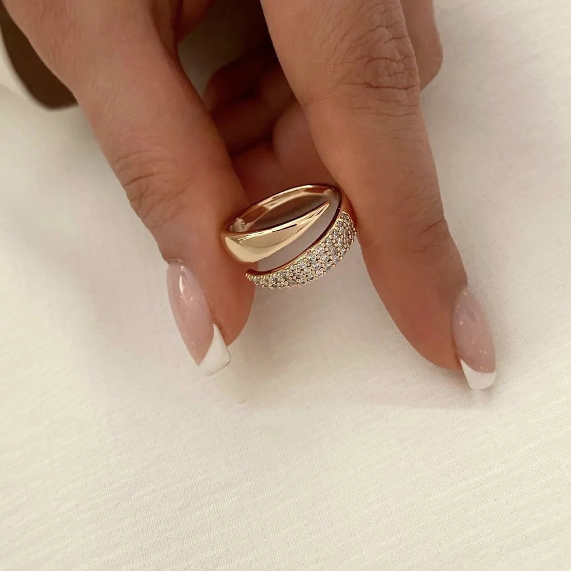 Lunara ringe
