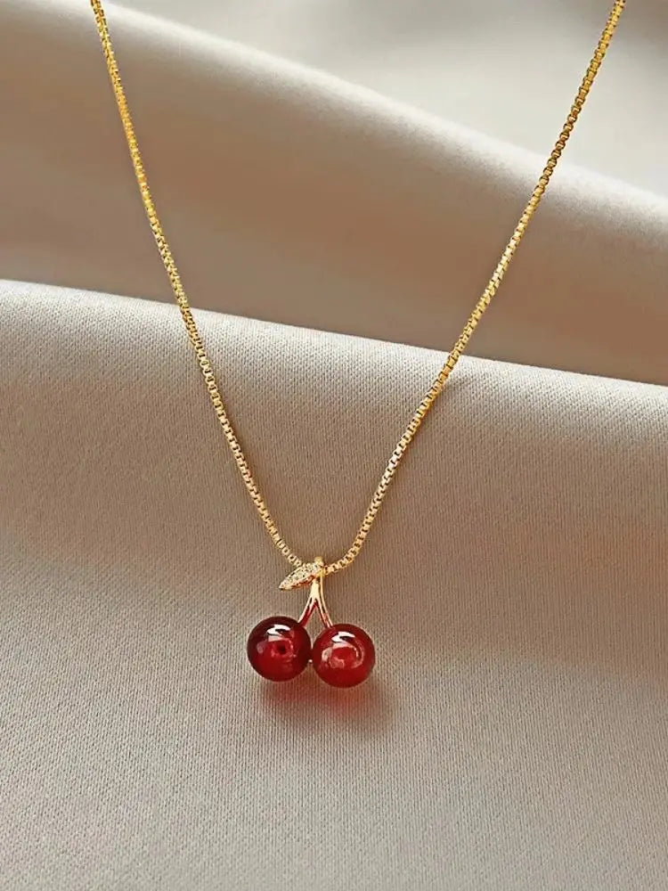 Liora necklace