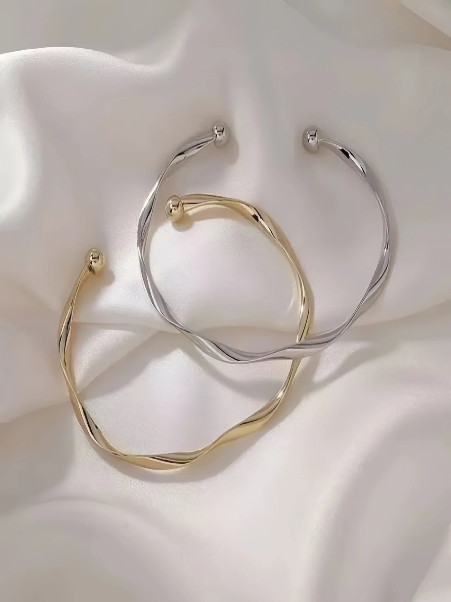 Eterna Bracelet,
