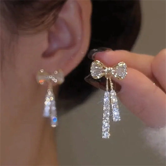 LuxeBow Ear