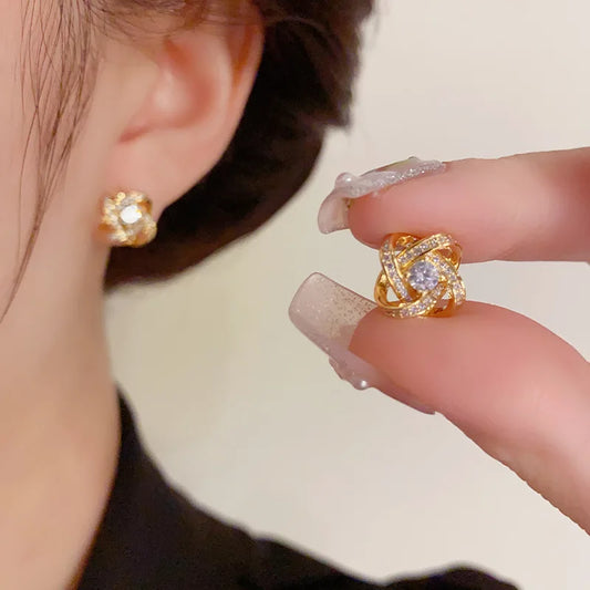 Evola Ear